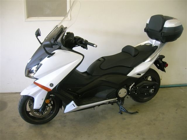  2012 T Max 530 