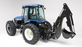 New Holland FPT Cursor TV6070 Bidirectional™ Tractor - TV6070