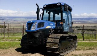 New Holland FPT Cursor TK4000 - TK4050