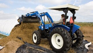 New Holland FPT Cursor WORKMASTER™ Tractors - 45-4WD