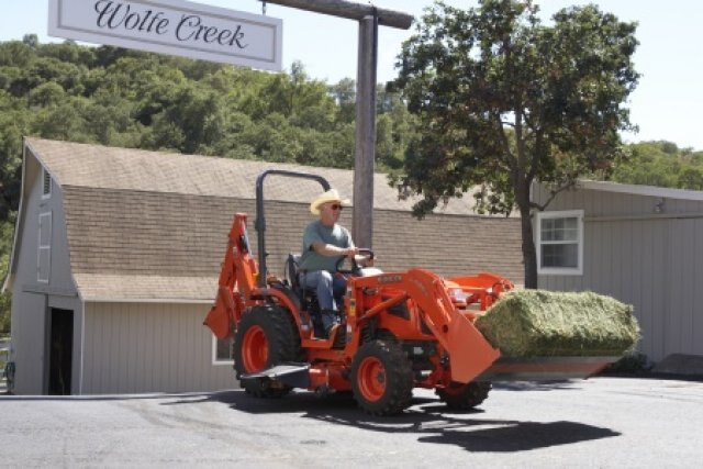 Kubota B 2620HSD