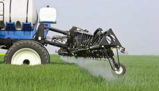 New Holland Guardian™ Rear Boom Sprayers - SP.275R