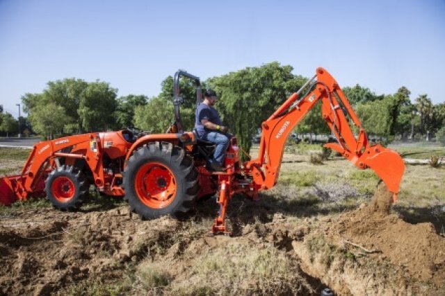 Kubota MX 5200HST