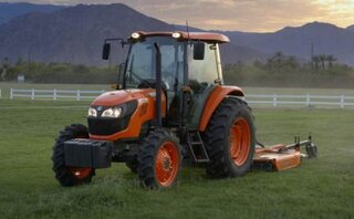 Kubota M7060HD12