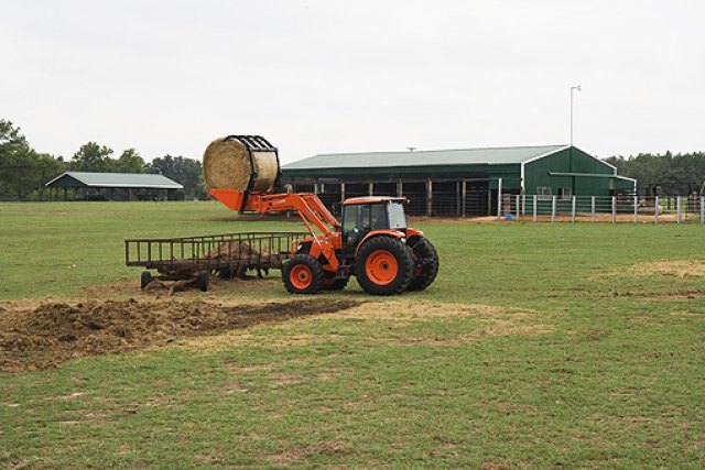 Kubota M108SDS