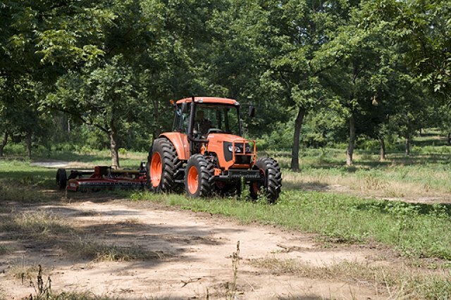 Kubota M108SDS