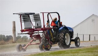 New Holland ProRotor™ Rotary Hay Rakes - ProRotor.3114