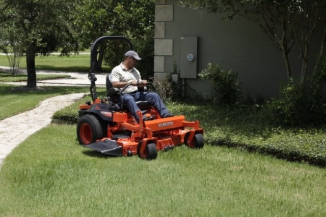 Kubota Z 723KH 48