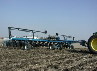 Kongskilde Model 7200  Anhydrous Toolbars