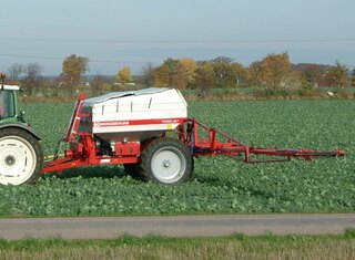 Kongskilde Wing Jet K-Plus Hydro  High Capacity Spreader