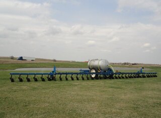 Kongskilde  Model 2600 Sidedress Applicators