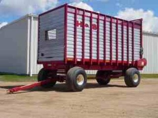 H&S BB18HDNR Forage Box