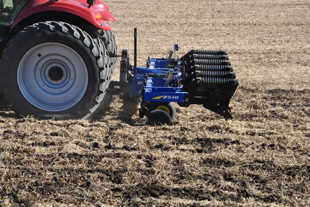 Modèles de boulons de cisaillement rigides de défonceuse en ligne Landoll série 2511