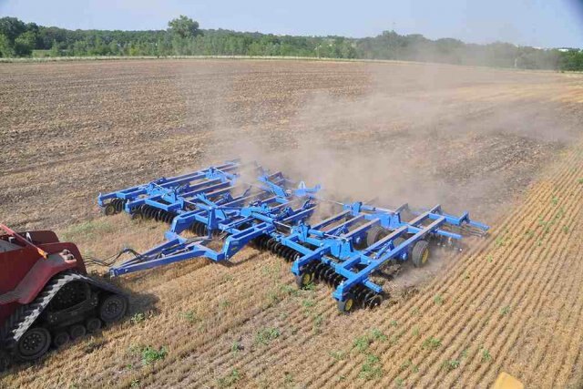 Landoll 7400 Series VT PLUS (Vertical Tillage)