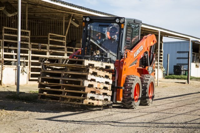 Kubota SSV65