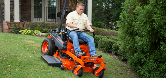 Kubota Z121S