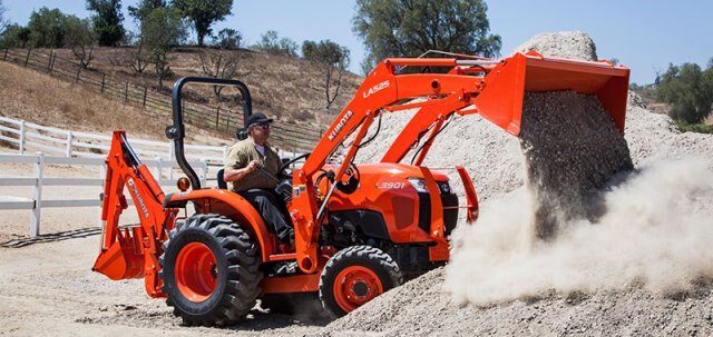 Kubota L3901DT