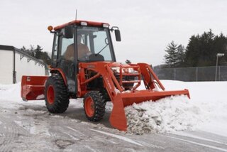 Kubota LA403