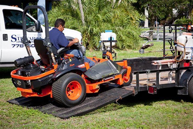 Kubota Z724XKW