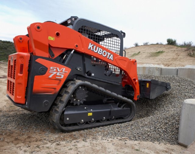 Kubota SVL75 2