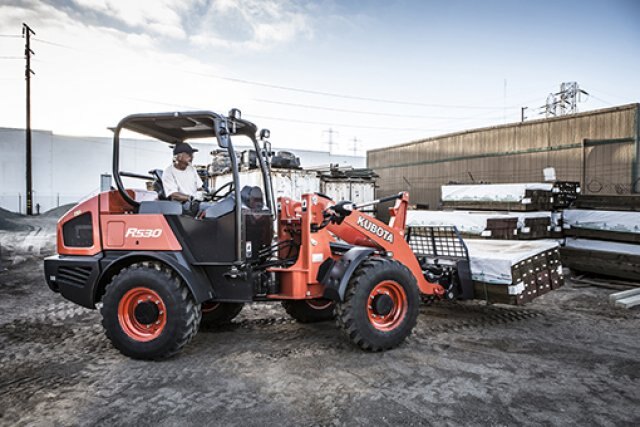 Kubota R530