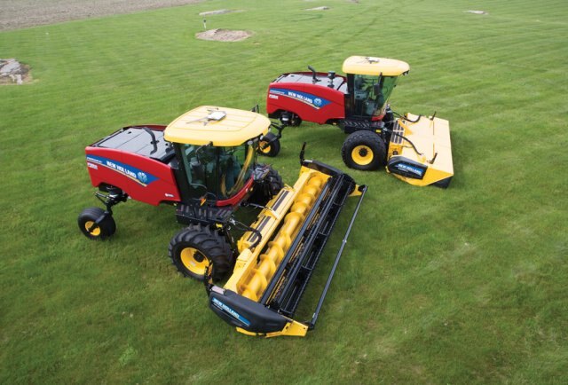 New Holland Speedrower® SP Windrowers Tier 4B 