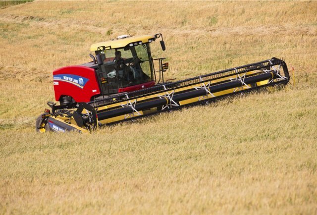 New Holland Speedrower® SP Windrowers Tier 3