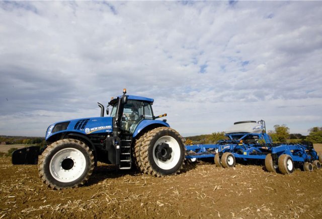 New Holland GENESIS® T8 SERIES – TIER 4B