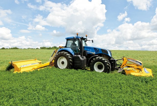 New Holland MegaCutter™ Triple Disc MC