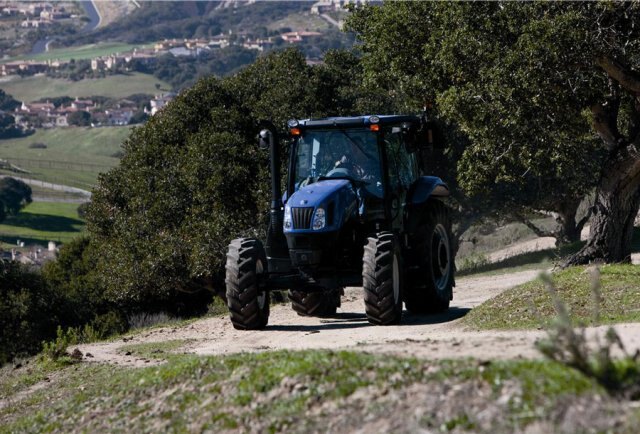 New Holland T6 Series – Tier 4A