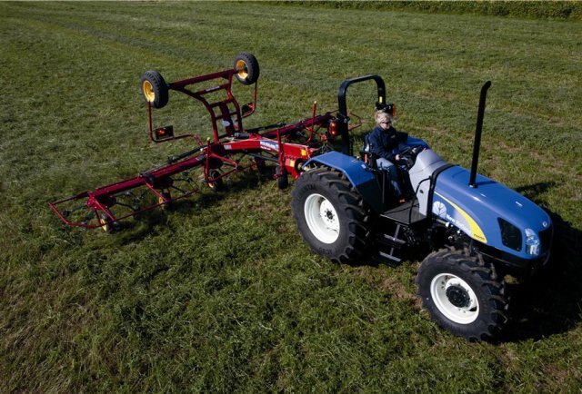 New Holland ProTed™ Rotary Tedders