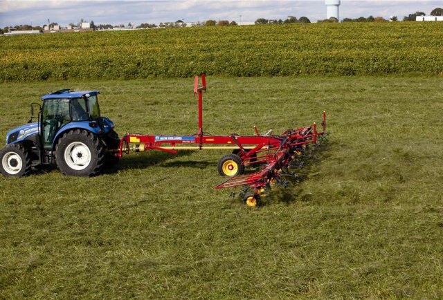 New Holland ProTed™ Rotary Tedders