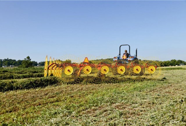 Râteaux à roues sur chariot New Holland Procart(TM) Deluxe