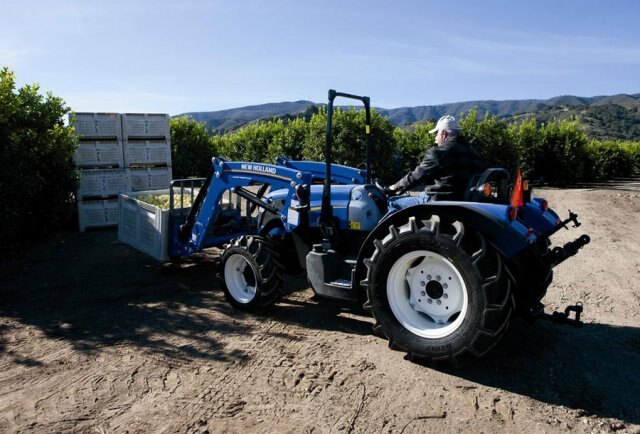 New Holland TD4040F Narrow