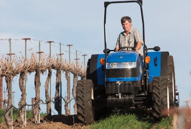 New Holland TD4040F Narrow