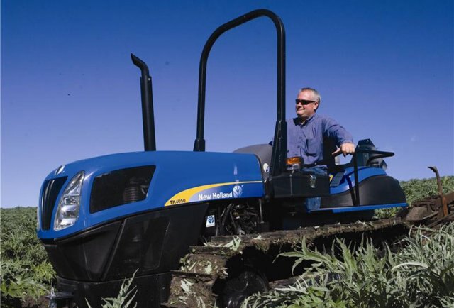 New Holland TK4000 Crawler